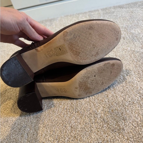 Tory Burch brown booties - Picture 5 of 6